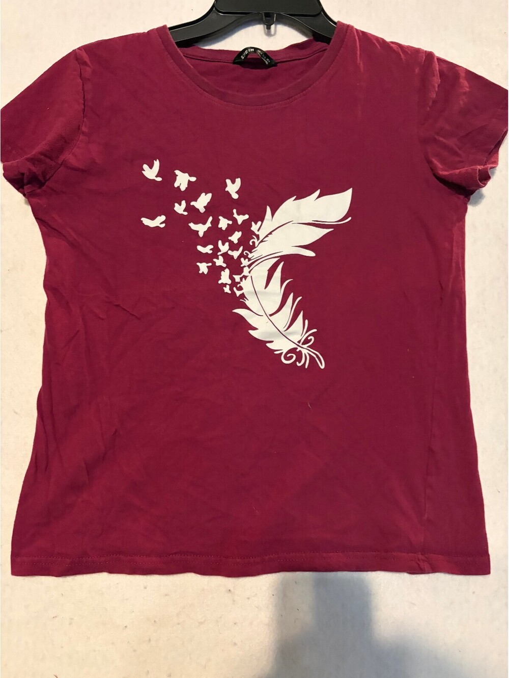 Shein Medium Burgundy T-Shirt with White Feather and Bird Graphic